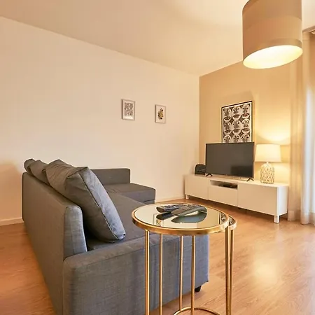 Guestready - Aurora Findings * Lissabon